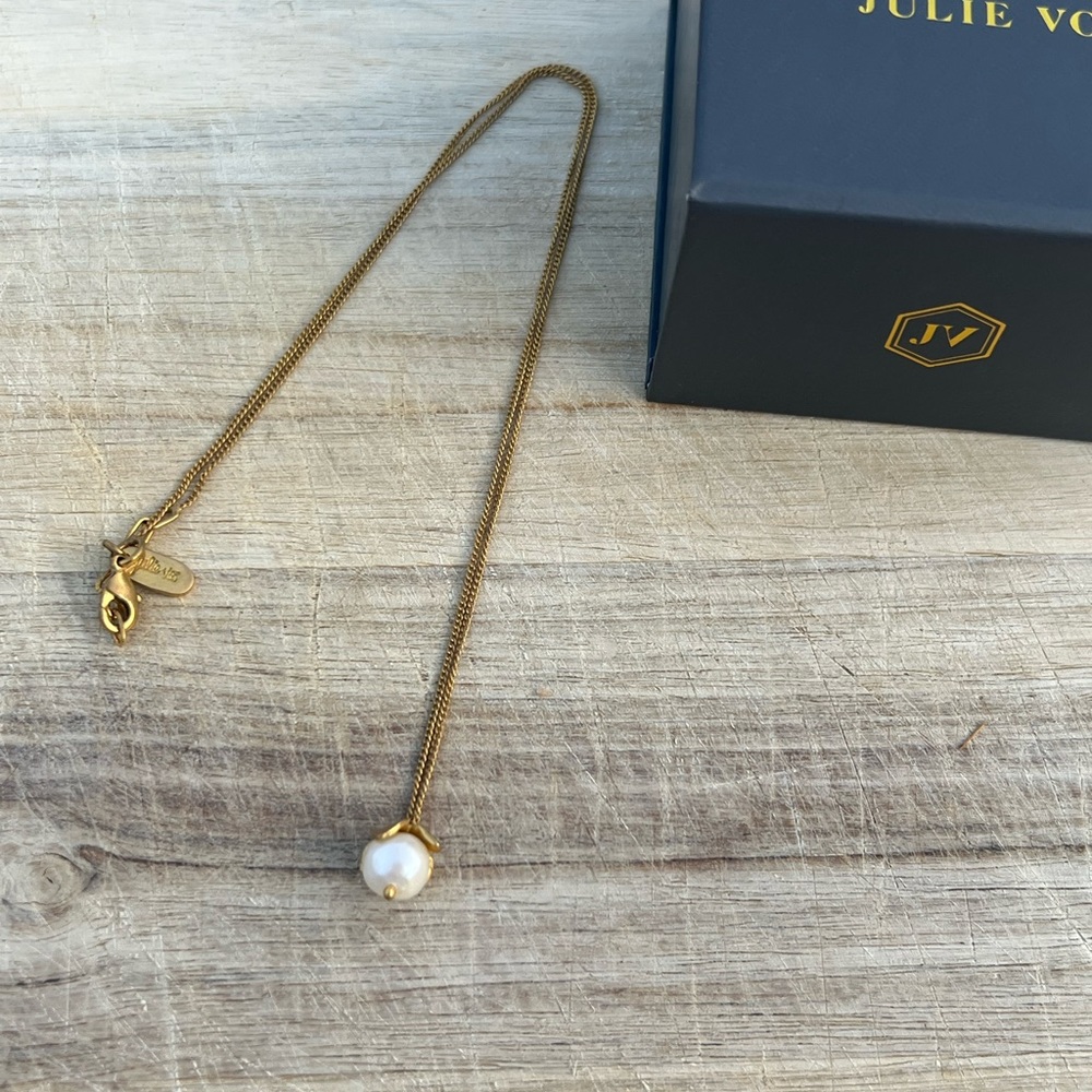 Julie Vos 18” Fresh water Pearl necklace. 24k gold plated.